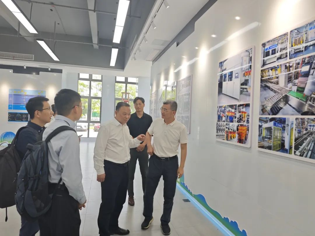 合肥工业大学校友总会丁兆罡主任一行莅临合肥PA旗舰厅官网参观交流 合肥工业大学校友总会丁兆罡主任一行莅临合肥PA旗舰厅官网参观交流